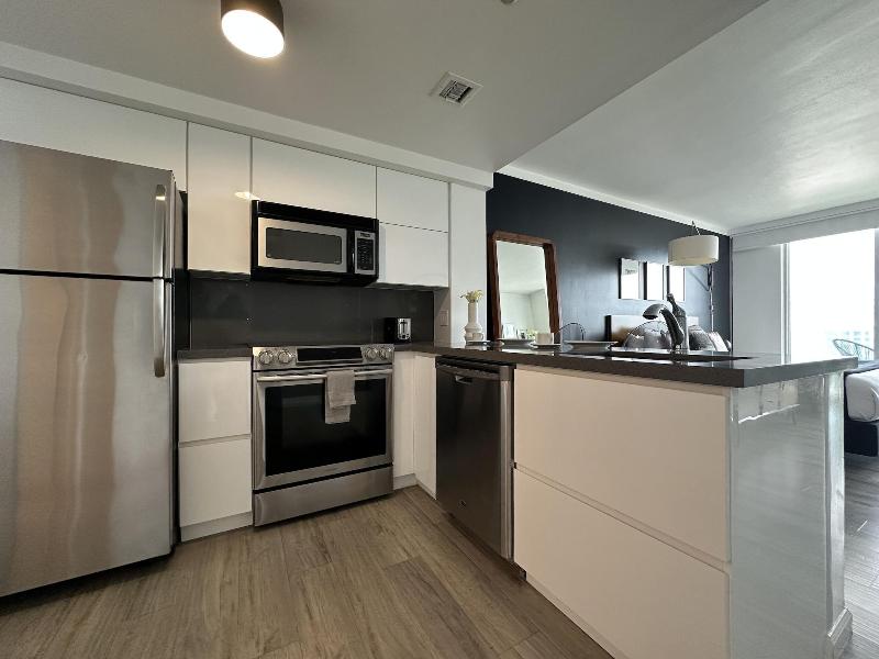 Miami Vacation Rentals Coconut Grove image