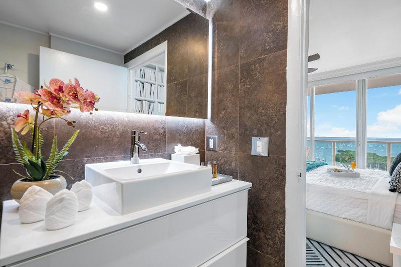 Miami Vacation Rentals Coconut Grove image