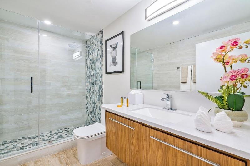 Miami Vacation Rentals Coconut Grove image