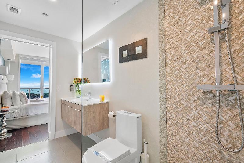 Miami Vacation Rentals Coconut Grove image