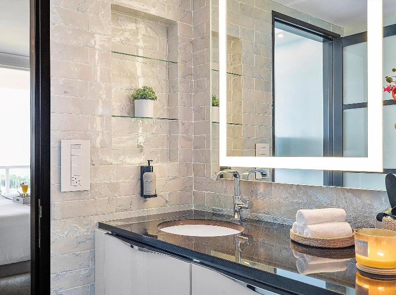 Miami Vacation Rentals Coconut Grove image