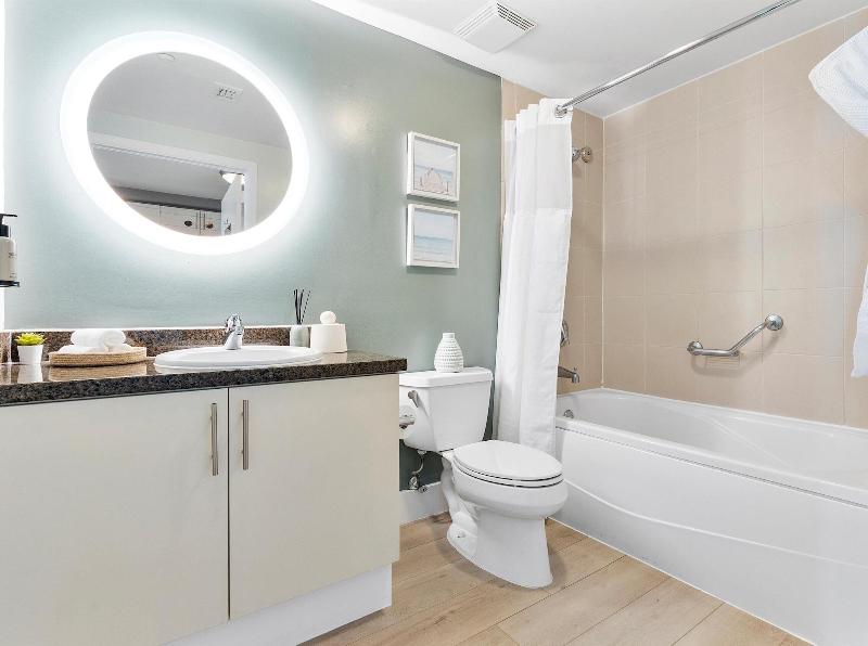 Miami Vacation Rentals Coconut Grove image