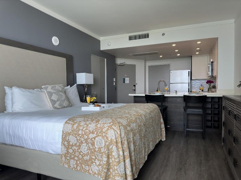 Miami Vacation Rentals Coconut Grove image
