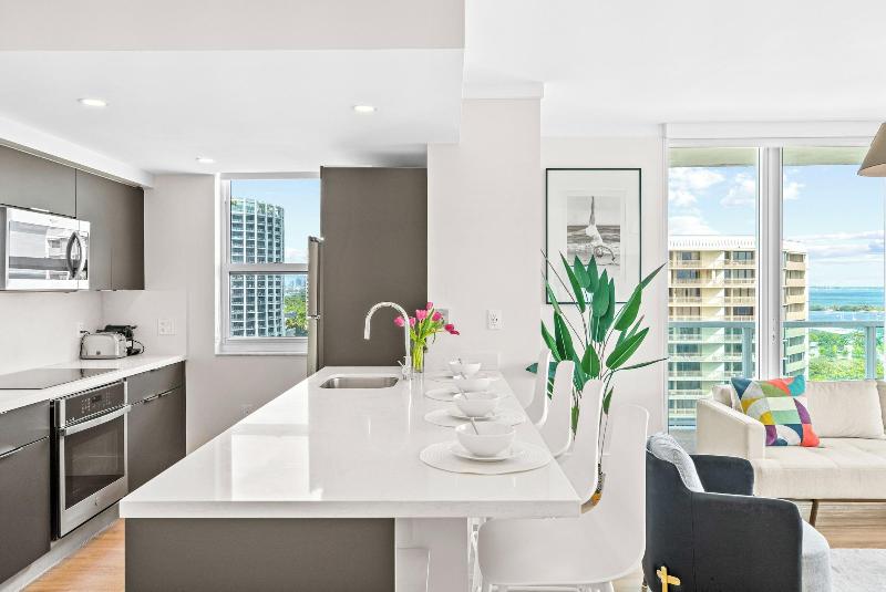 Miami Vacation Rentals Coconut Grove image