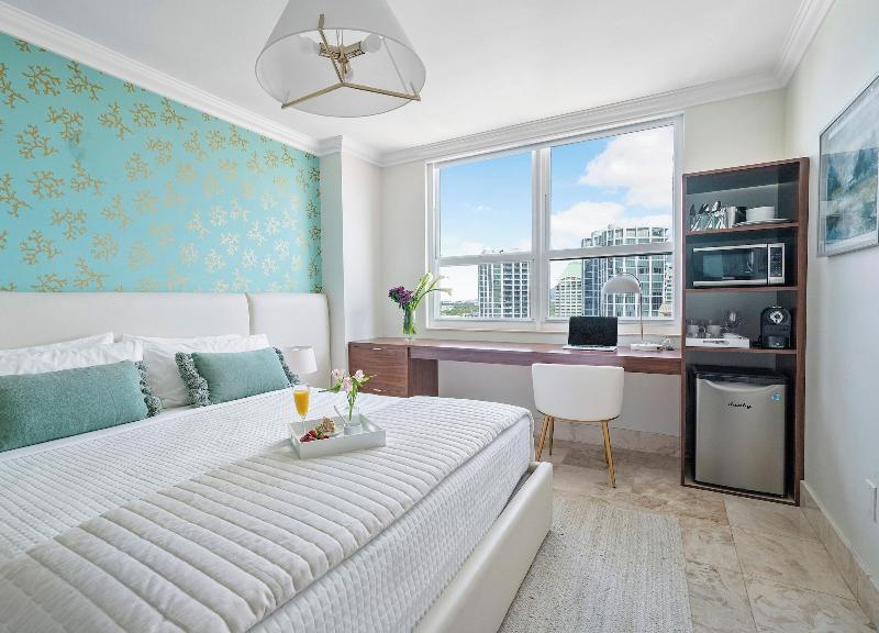 Miami Vacation Rentals Coconut Grove image