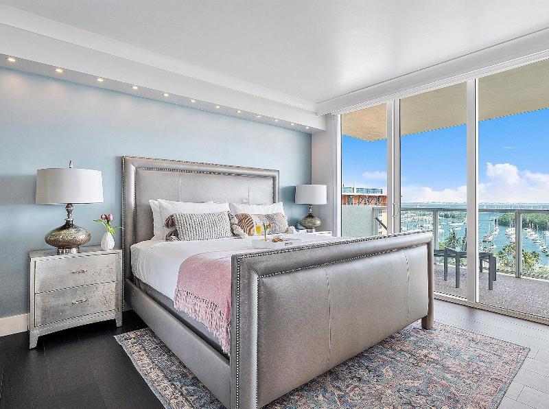 Miami Vacation Rentals Coconut Grove image