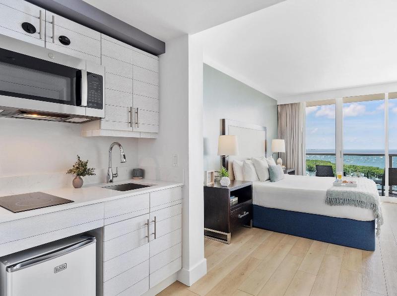 Miami Vacation Rentals Coconut Grove image