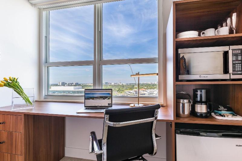 Miami Vacation Rentals Coconut Grove image