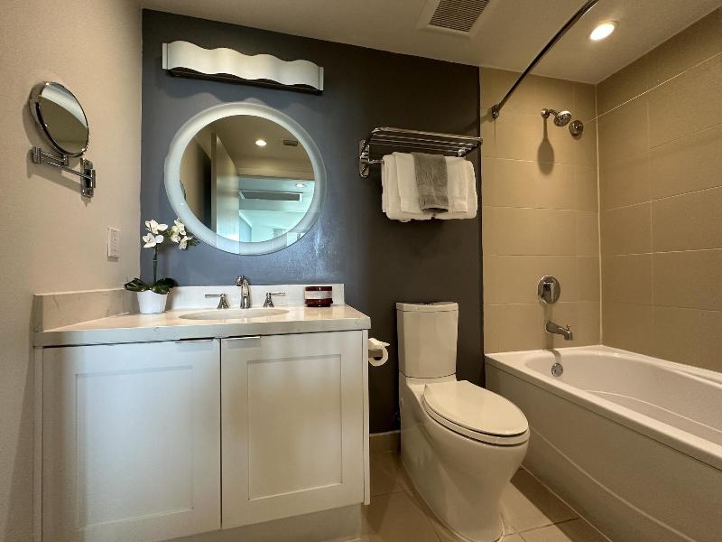 Miami Vacation Rentals Coconut Grove image