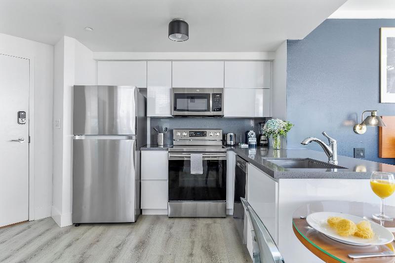 Miami Vacation Rentals Coconut Grove image