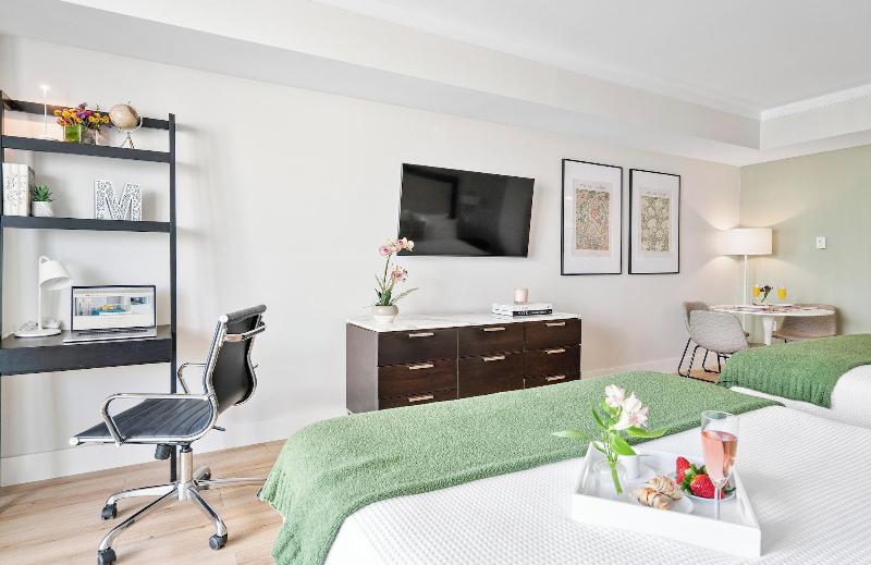 Miami Vacation Rentals Coconut Grove image