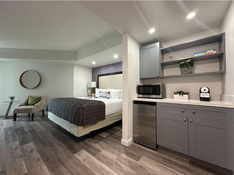 Miami Vacation Rentals Coconut Grove image