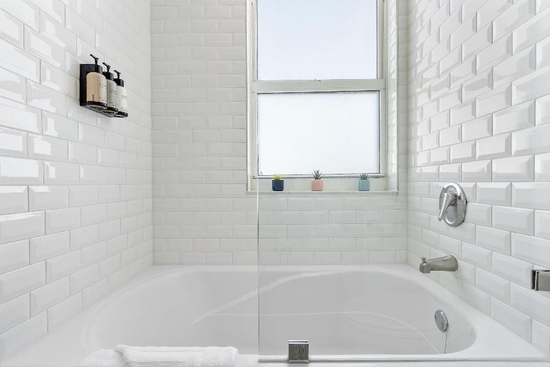 Miami Vacation Rentals Coconut Grove image