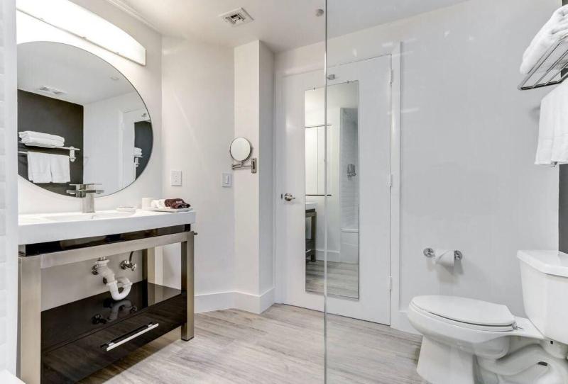 Miami Vacation Rentals Coconut Grove image