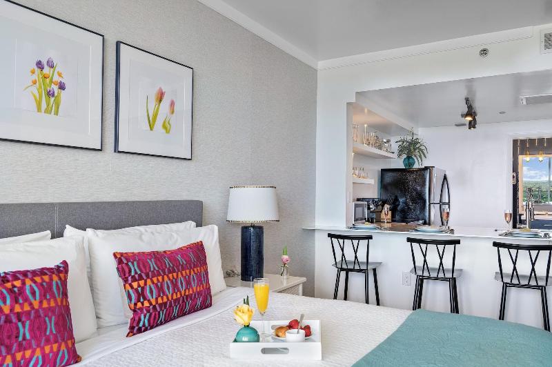 Miami Vacation Rentals Coconut Grove image