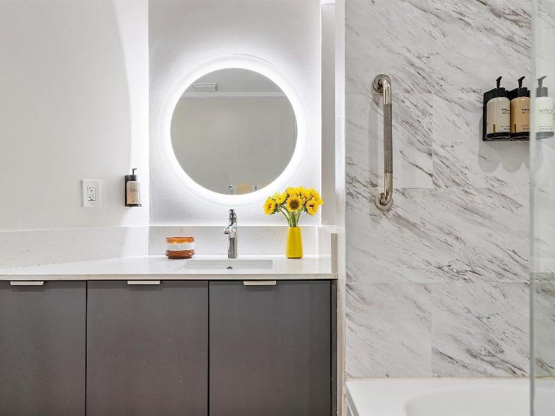 Miami Vacation Rentals Coconut Grove image