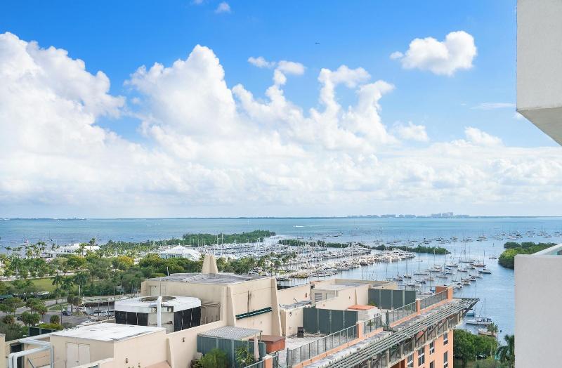 Miami Vacation Rentals Coconut Grove image
