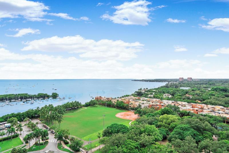 Miami Vacation Rentals Coconut Grove image