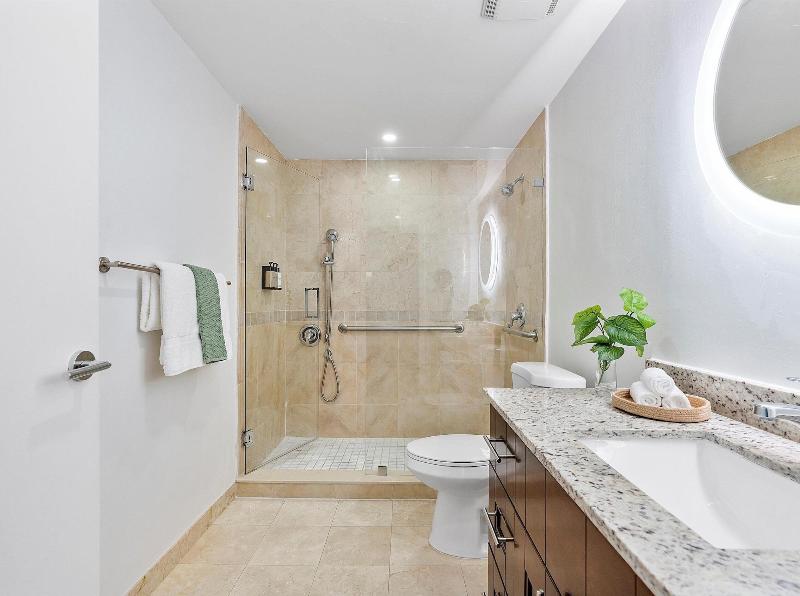 Miami Vacation Rentals Coconut Grove image