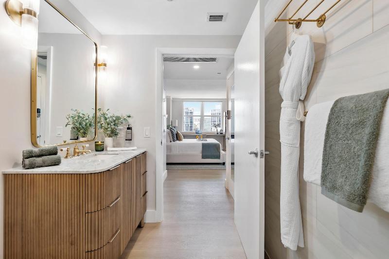 Miami Vacation Rentals Coconut Grove image