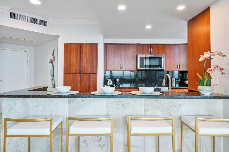 Miami Vacation Rentals Coconut Grove image