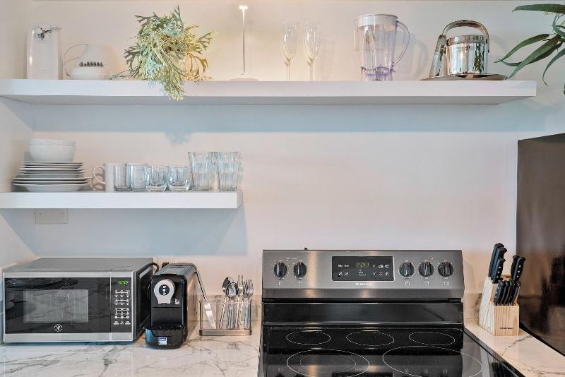 Miami Vacation Rentals Coconut Grove image