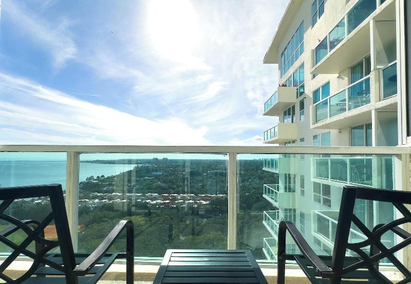 Miami Vacation Rentals Coconut Grove image