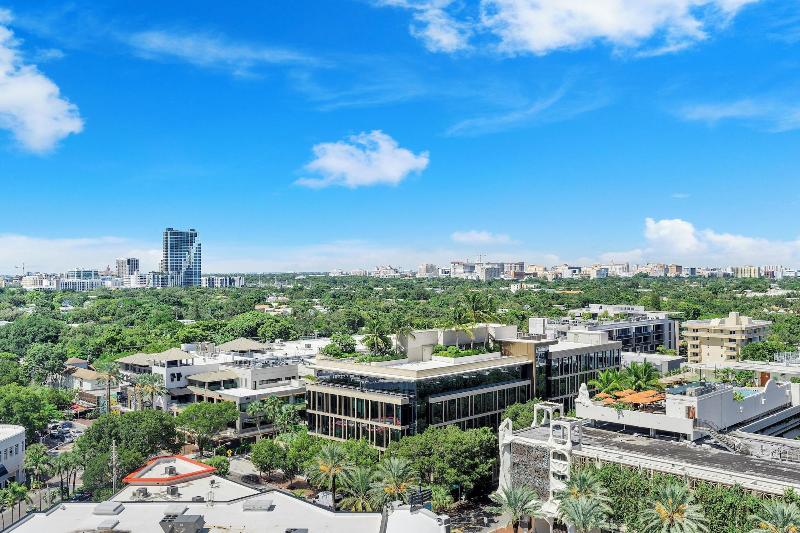 Miami Vacation Rentals Coconut Grove image