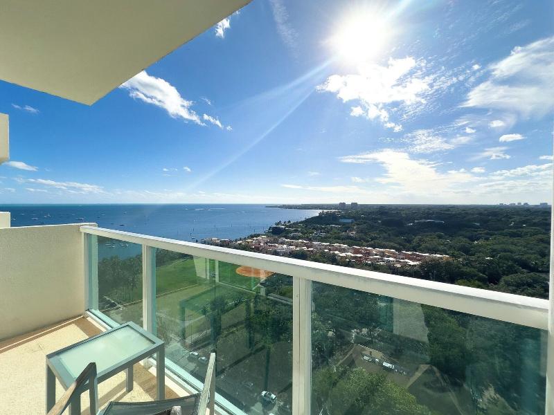 Miami Vacation Rentals Coconut Grove image