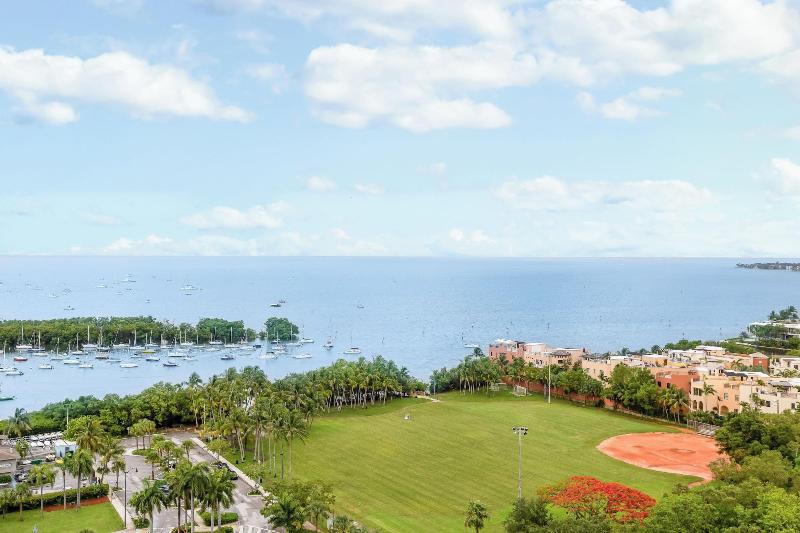Miami Vacation Rentals Coconut Grove image
