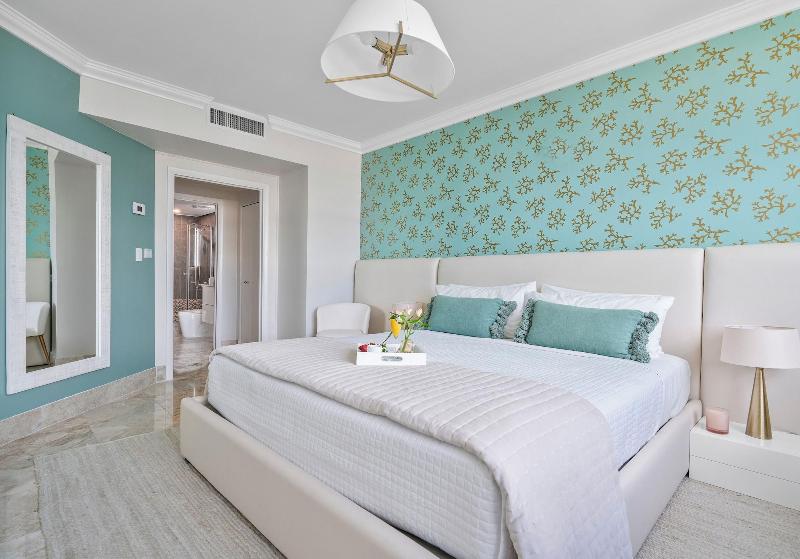 Miami Vacation Rentals Coconut Grove image