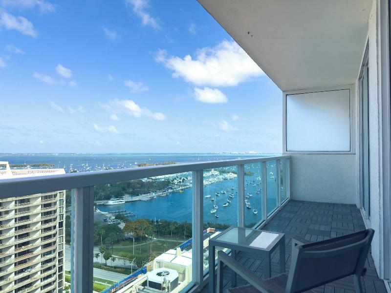 Miami Vacation Rentals Coconut Grove image