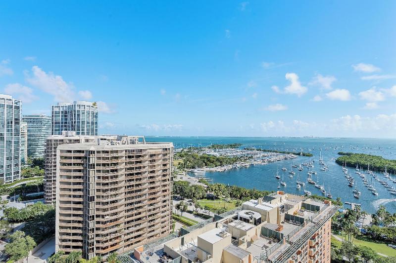 Miami Vacation Rentals Coconut Grove image