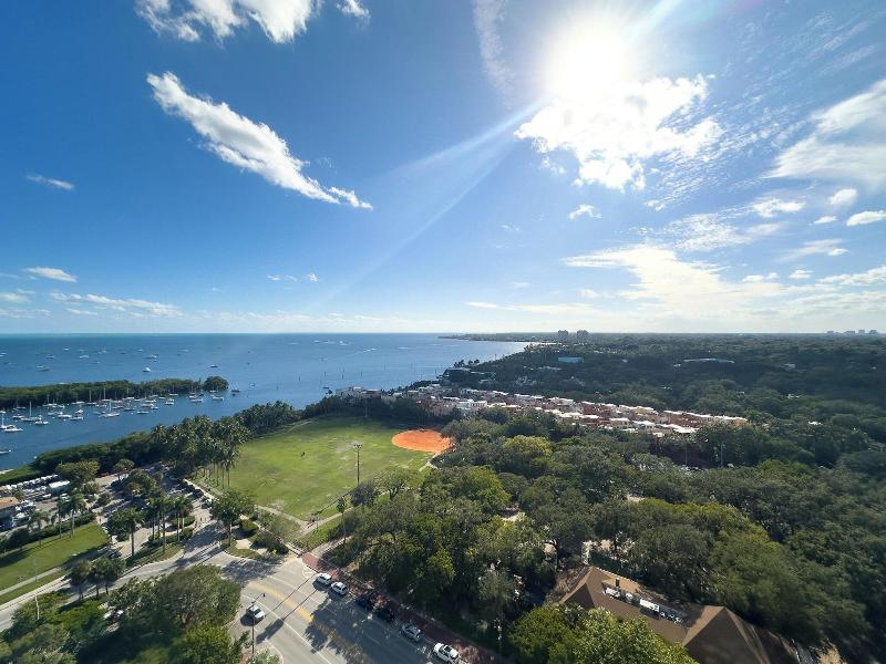 Miami Vacation Rentals Coconut Grove image