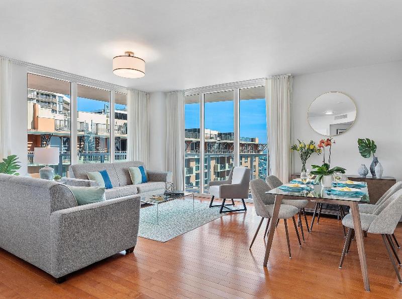 Miami Vacation Rentals Coconut Grove image