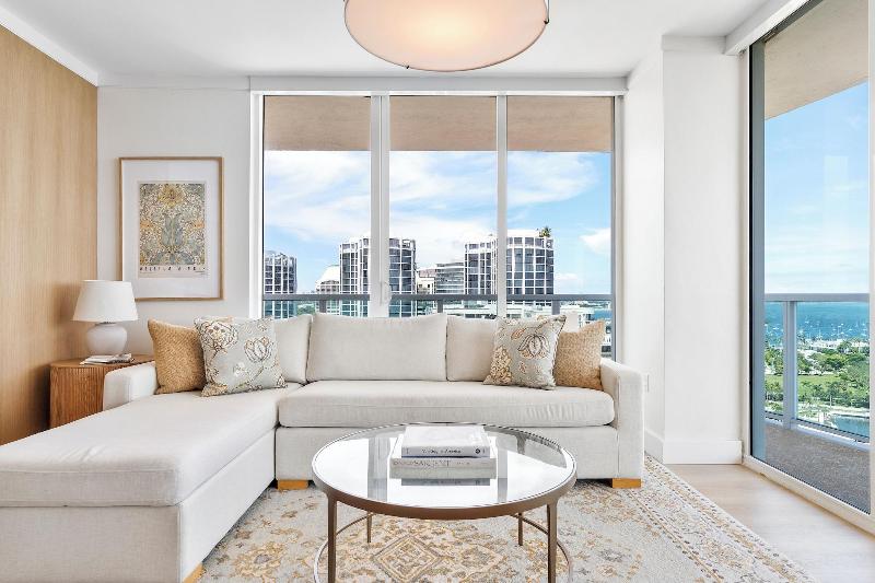 Miami Vacation Rentals Coconut Grove image
