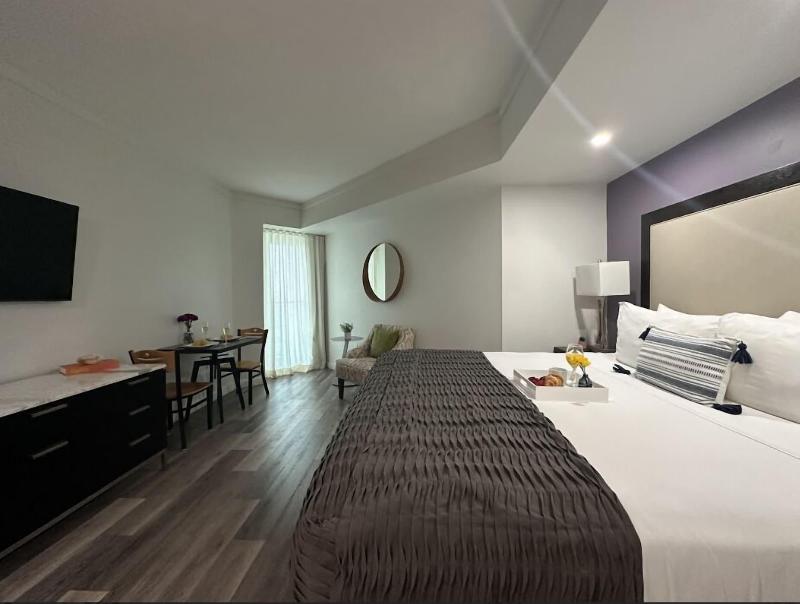 Miami Vacation Rentals Coconut Grove image