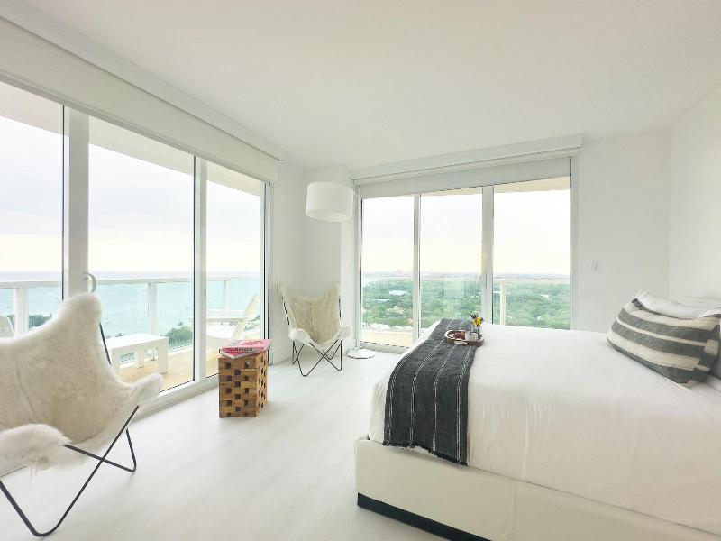 Miami Vacation Rentals Coconut Grove image