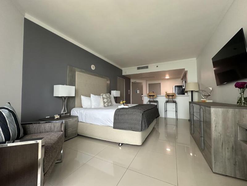 Miami Vacation Rentals Coconut Grove image