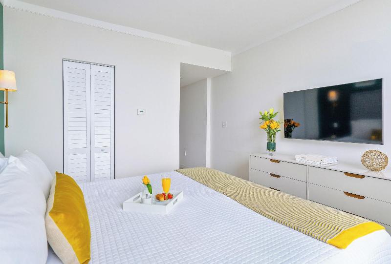 Miami Vacation Rentals Coconut Grove image