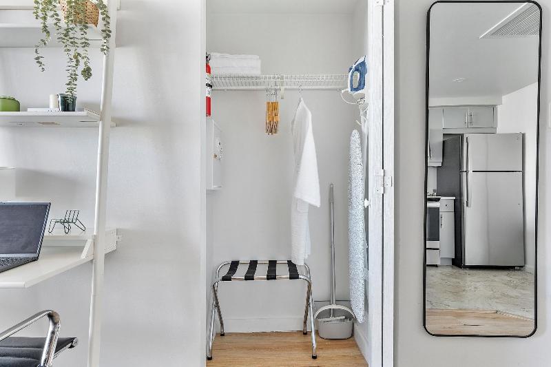 Miami Vacation Rentals Coconut Grove image