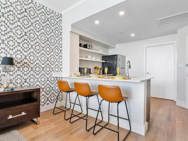 Miami Vacation Rentals Coconut Grove image