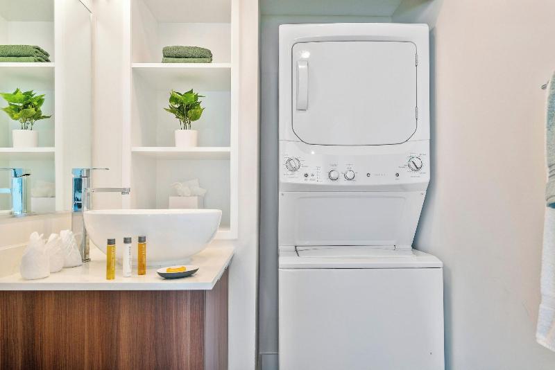 Miami Vacation Rentals Coconut Grove image
