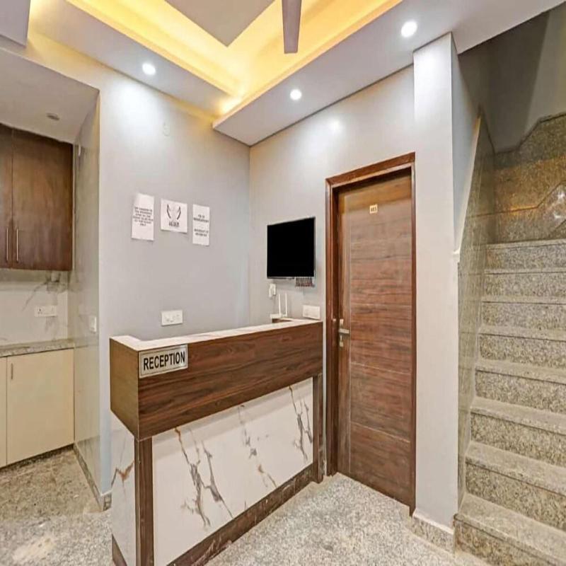 Hotel Heven image