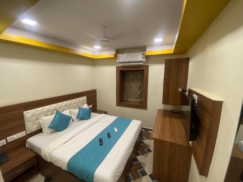 Hotel Jodiya Near Cst image