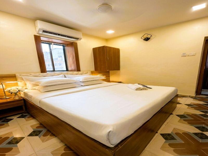 Hotel Jodiya Near Cst image