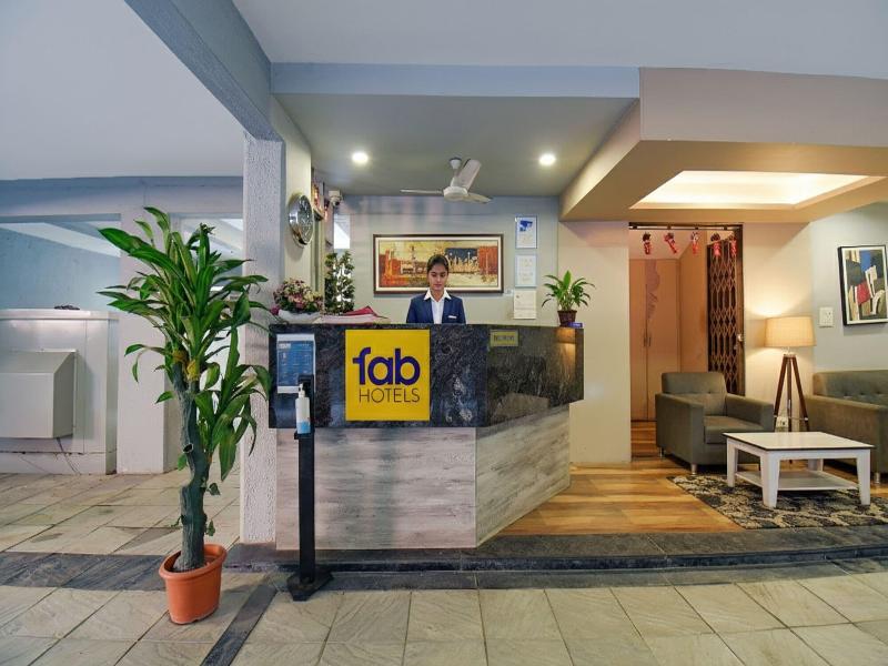 Fabhotel Royce Studio Apartments image