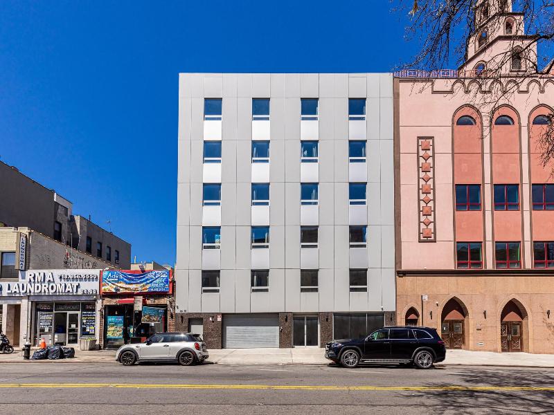 Astoria Inn Laguardia Hotel image