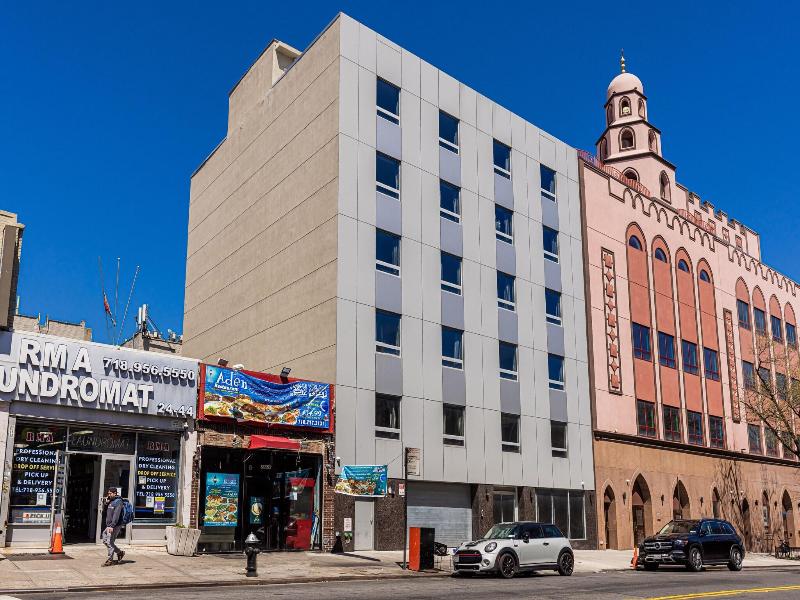 Astoria Inn Laguardia Hotel image