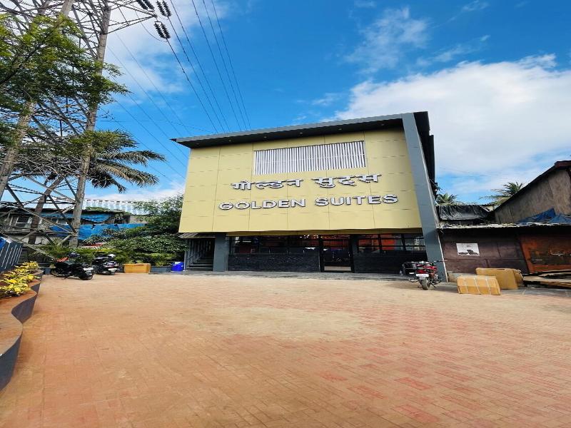 Hotel Golden Suites Near Nesco image